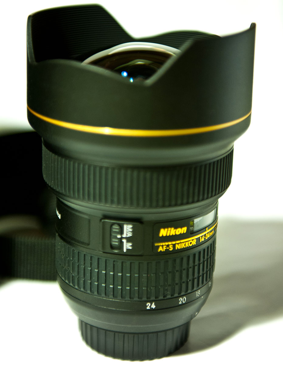   Nikon 14-24mm f/2.8G ED AF-S Nikkor