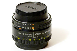  Nikon 50mm f/1.8D AF Nikkor