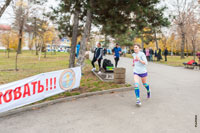 Валентина Козлова, лидер «Ростовской сотки-2021» среди женщин, пролетает последние повороты