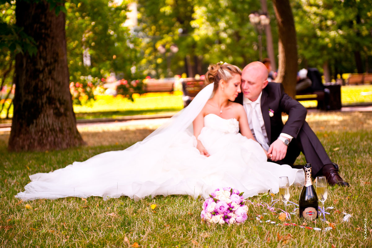 Свадебные фотографии жениха и невесты идеи летом