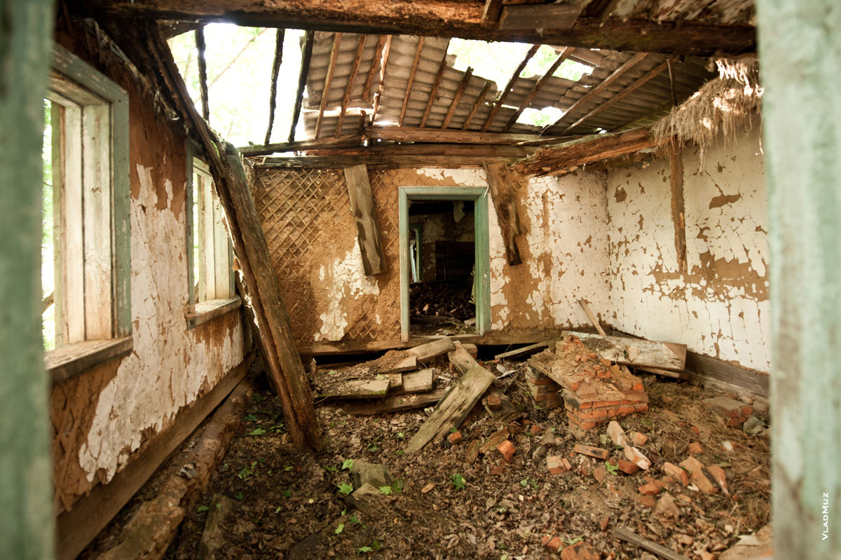 Фото разрушенного дома внутри, Белоруссия