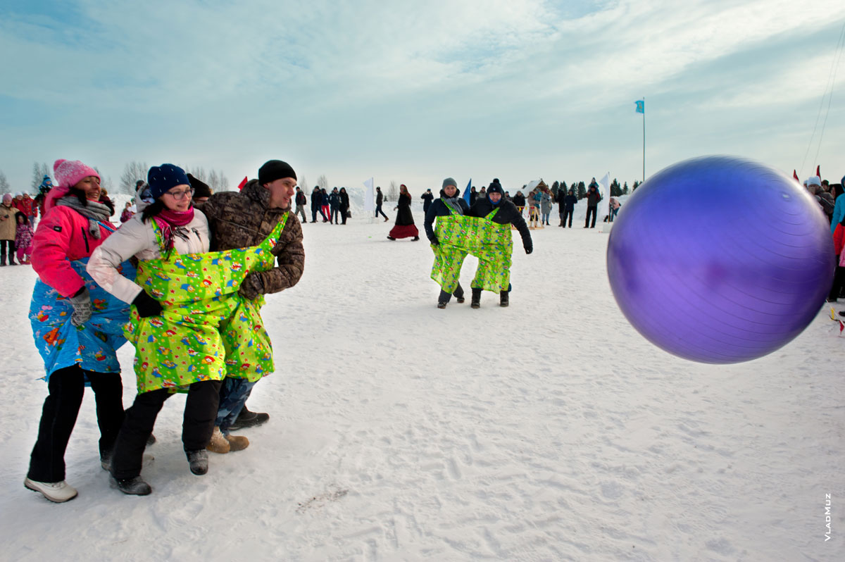 Зимние Олимпийские игры в «Лудорвае» на Масленицу, большой футбол с мячом