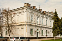 Архитектура Новочеркасска, Дворцовая улица. Фото боковой части старинного дома в HD качестве