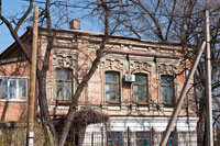 Фото архитектурных украшений на фасаде старинного дома