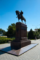 Фото памятника атаману Платову в Новочеркасске