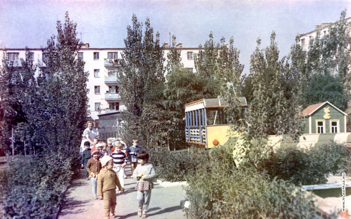Детский комбинат в городе Новочеркасске по улице Комарова, 1972 год